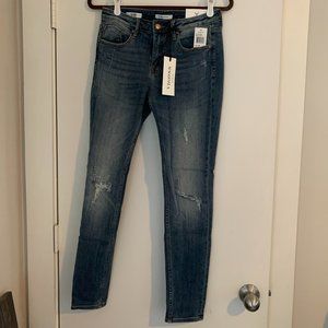 BRAND NEW Vigoss stylish jeans